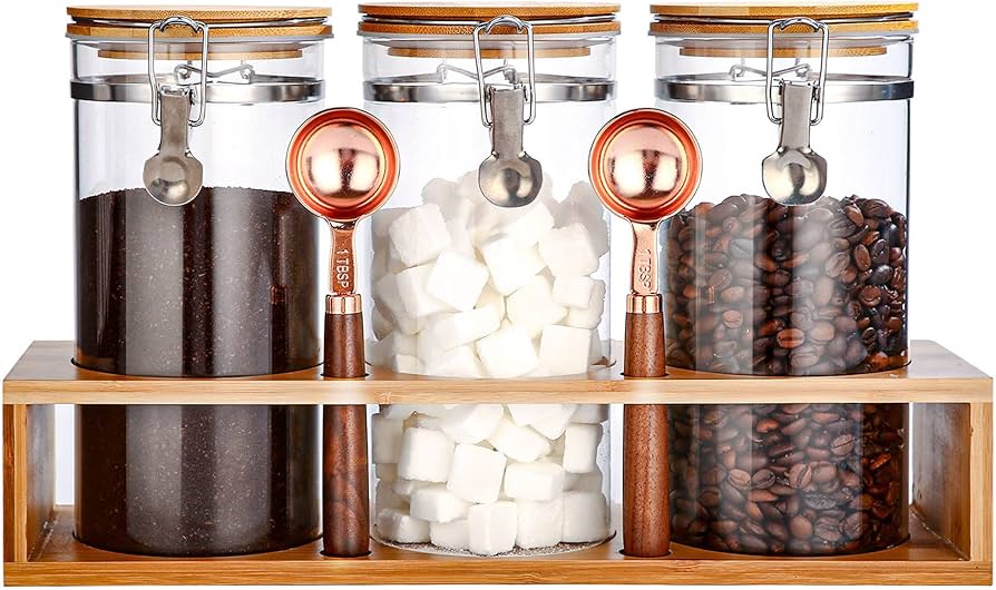 Kaip laikyti kavą, kad išliktų šviežia – kavos pupelės stiklainyje